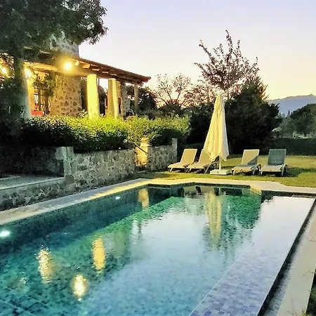 Authentic Bodrum With Special Private Pool Ortakent